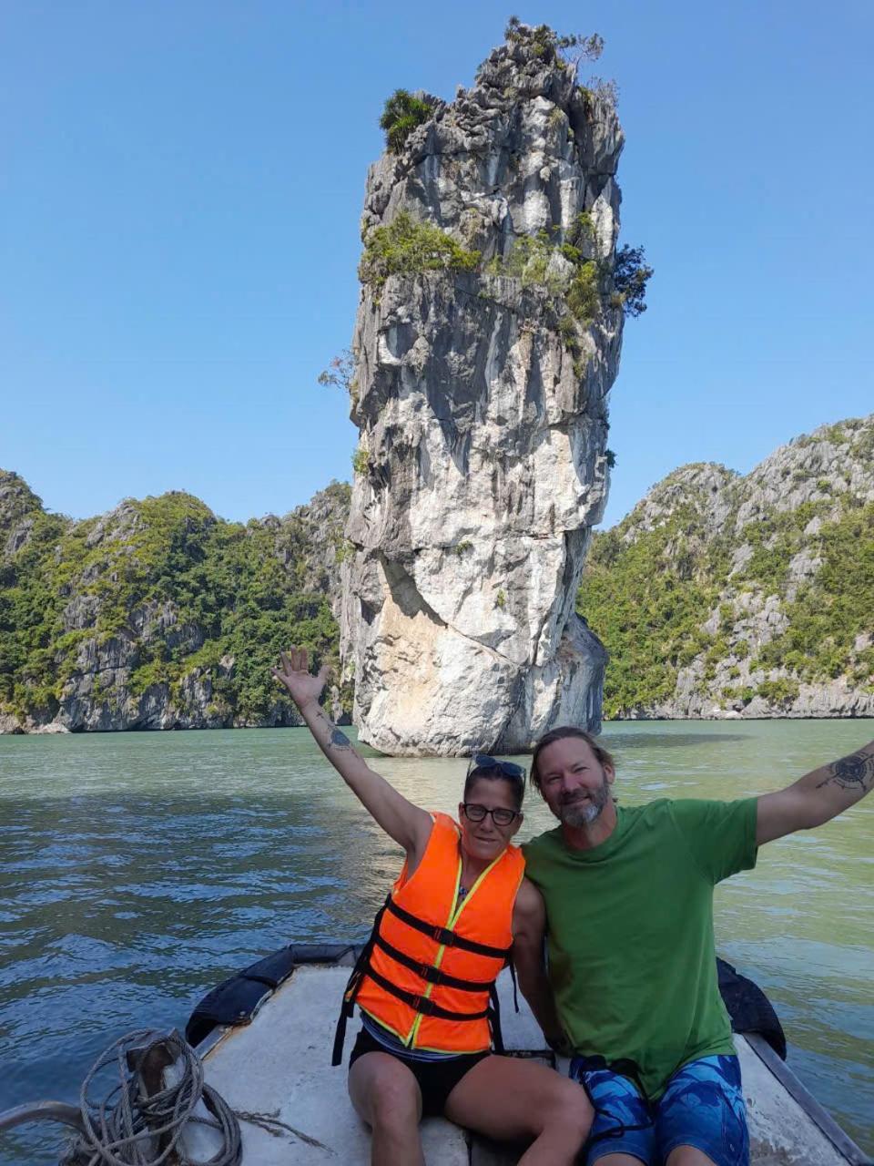 Farm stay Eco Floating Cai Beo Cat Ba Island