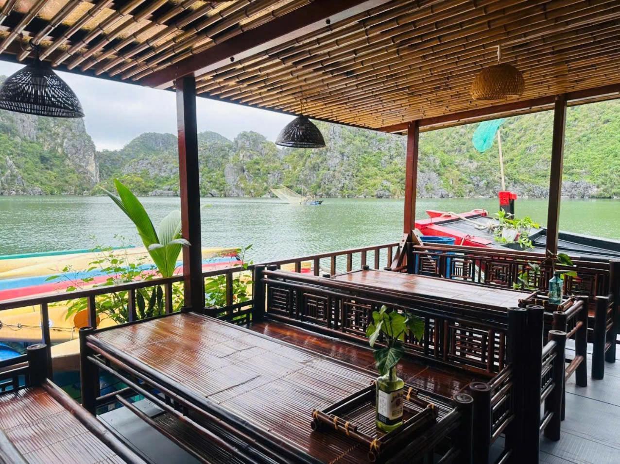 Eco Floating Cai Beo * Cat Ba Island
