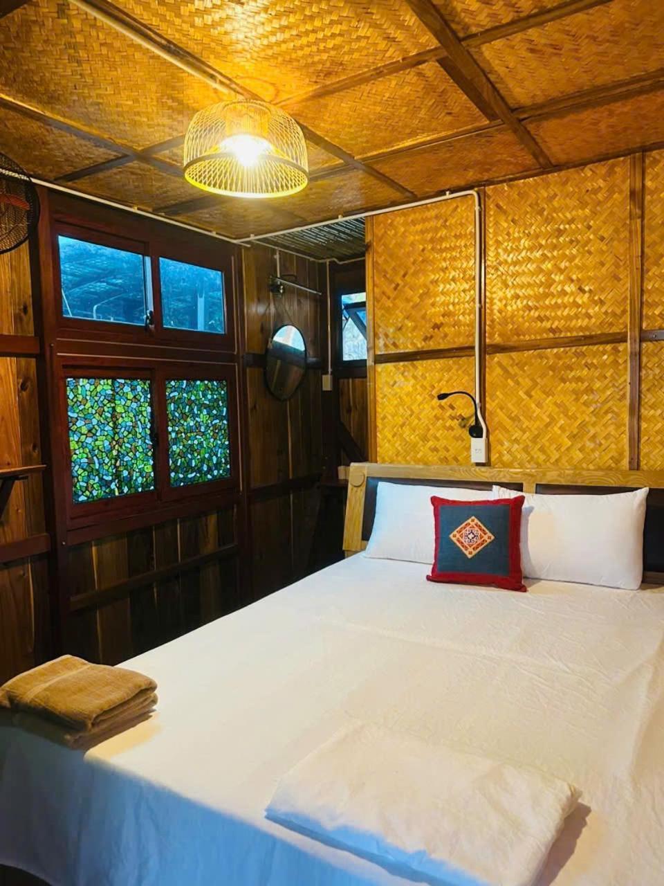 Eco Floating Cai Beo Farm stay *